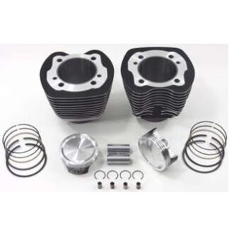 Harley Davidson Twin Cam cylinders with pistons and rings